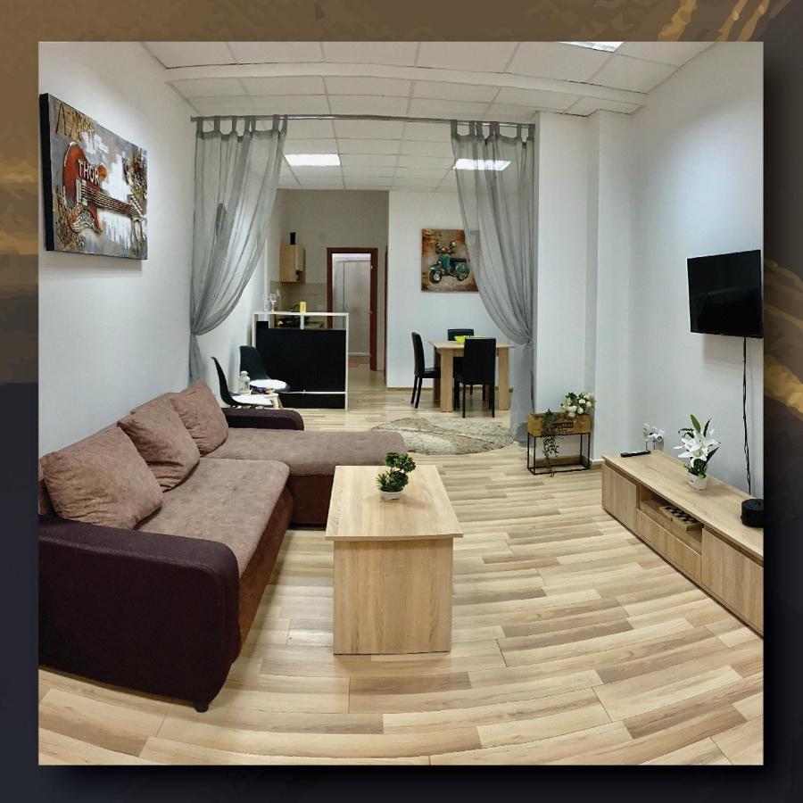 Sky Apartman Ópazova Kültér fotó